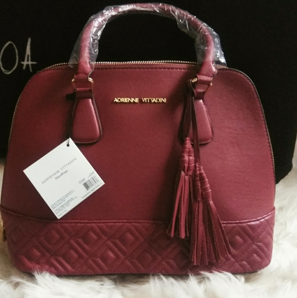 Nwt adrienne vittadini leather handbag